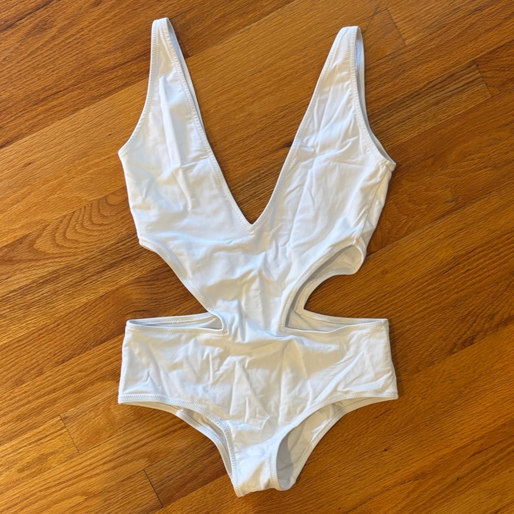 AllSisters One Piece Rombus Cut Out Swimsuit Size M Medium White